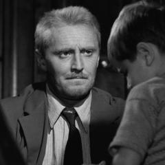 铁路员工 - dfSSAqpjbTFf6vZhydYhZgC8YtF.jpg
