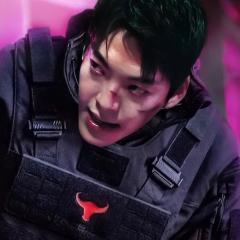 黑带出勤中 - jcSKH5NU8p7PtBiEXGEepLDFKdU.jpg