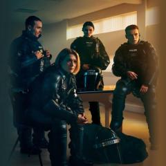 警之光 - 8SmAYyyTh5I5Uqjkhl6u1Bp0ZNX.jpg
