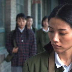 爱情的牙齿 - raqU9TmZb6pUpVEer4z9qH4rLN3.jpg