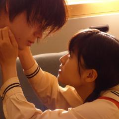 邻座的怪同学 - xF4D5FxjJqntFkmc30gmwZRoNGV.jpg
