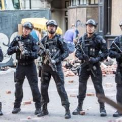 反恐特警组 第二季 - p1742252127125442131.jpg