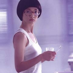 女人不坏 - fBm46WaXzMoDxkJq71ZLYLmLPIV.jpg